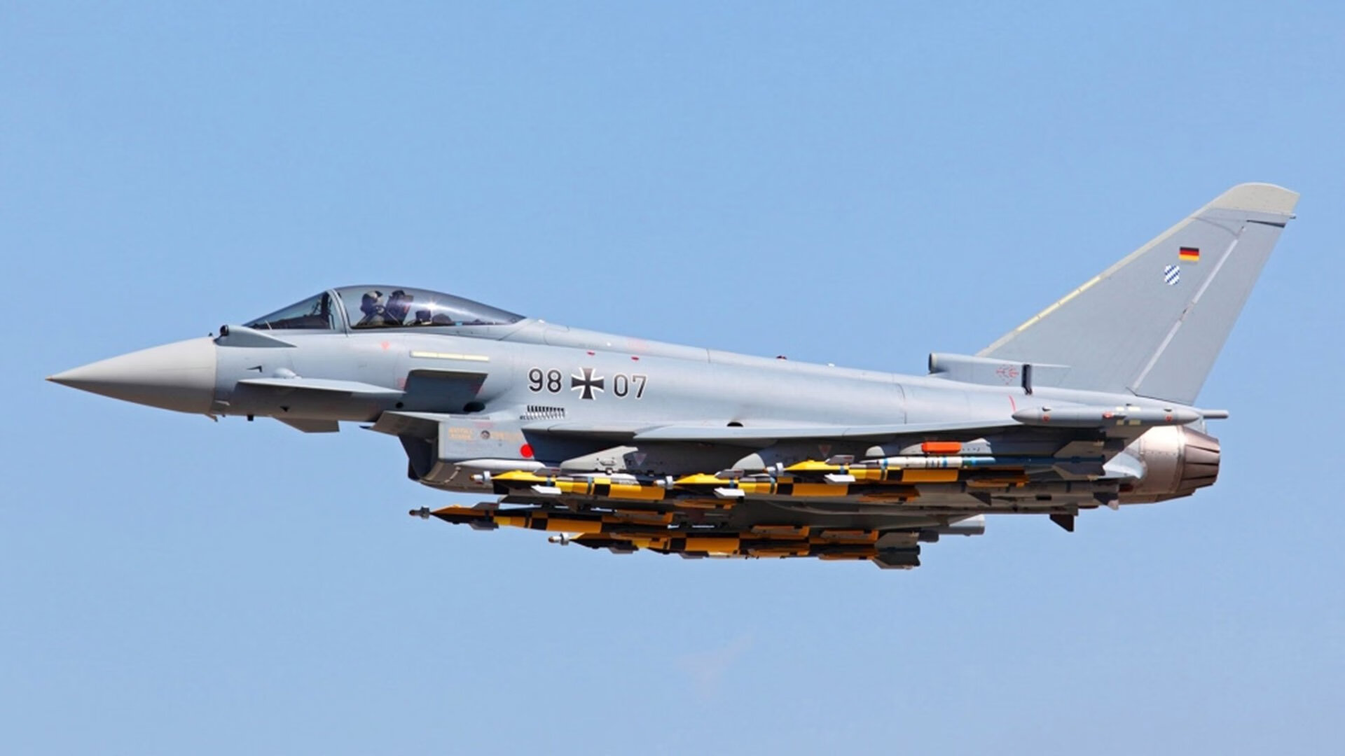 开云体育登录网站入口-国际台球比赛奖杯设计引人注目，台球大奖赛